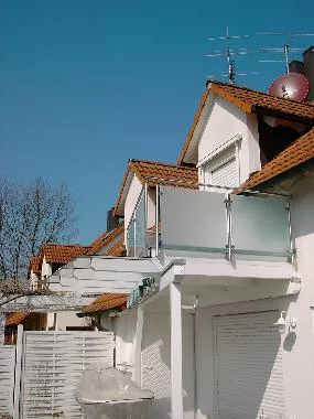 Architekturbüro & Zimmerei HolzWerkstatt Ziebart: Pergola, Balkon und Carport 